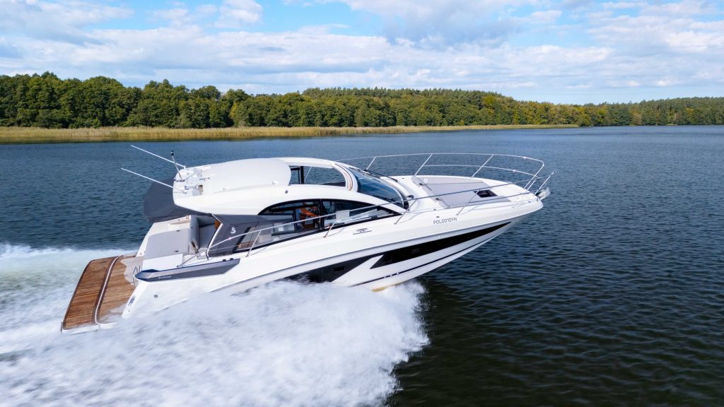 Zdjęcie łodzi motorowej Beneteau Gran Turismo 36 - PR Boats