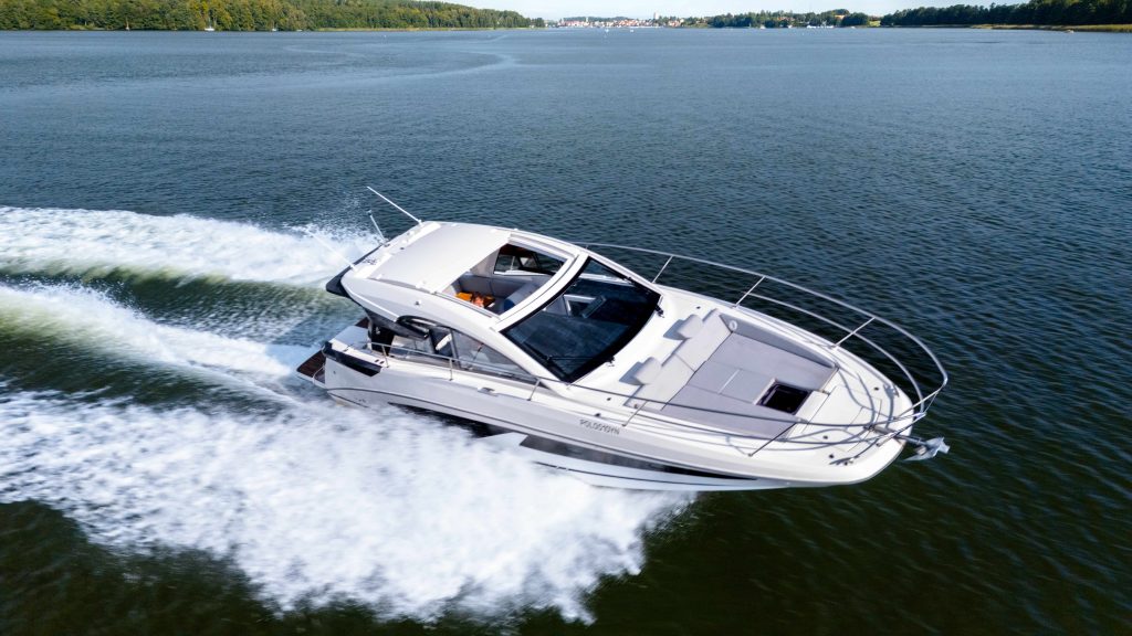 Zdjęcie łodzi motorowej Beneteau Gran Turismo 36 - PR Boats