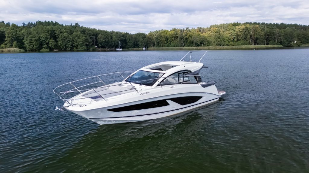 Zdjęcie łodzi motorowej Beneteau Gran Turismo 36 - PR Boats