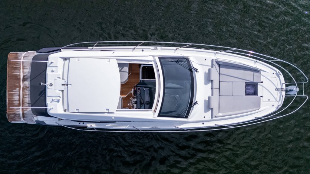 Zdjęcie łodzi motorowej Beneteau Gran Turismo 36 - PR Boats