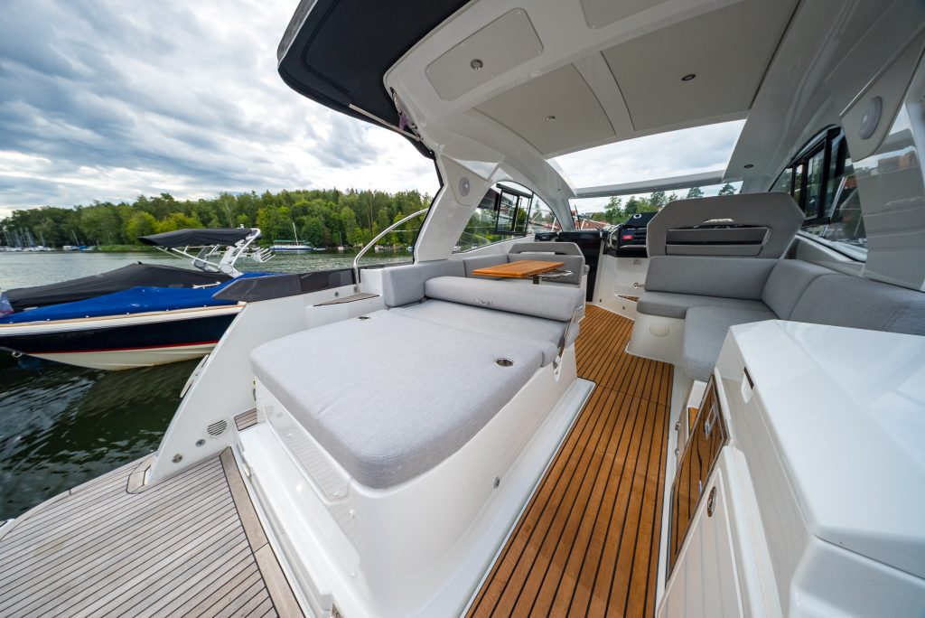 Zdjęcie łodzi motorowej Beneteau Gran Turismo 36 - PR Boats