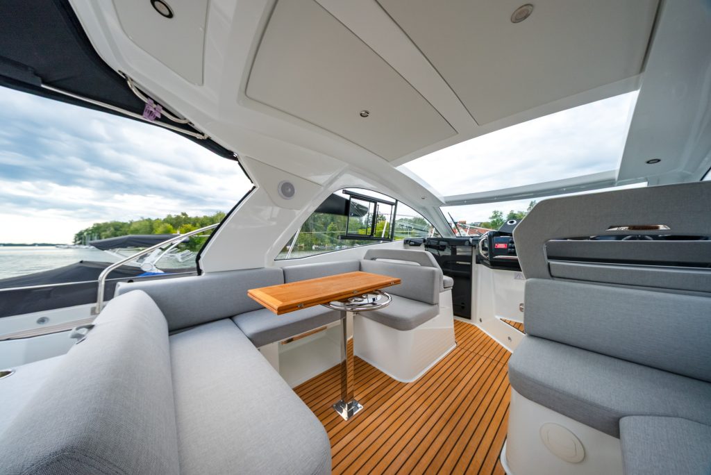 Zdjęcie łodzi motorowej Beneteau Gran Turismo 36 - PR Boats