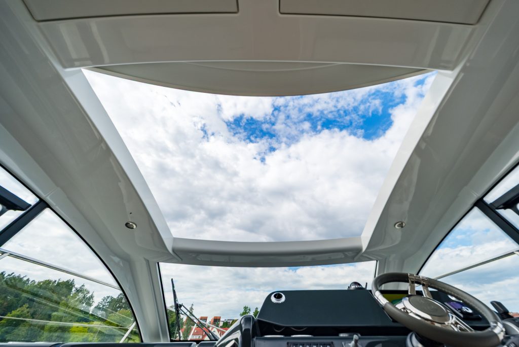 Zdjęcie łodzi motorowej Beneteau Gran Turismo 36 - PR Boats