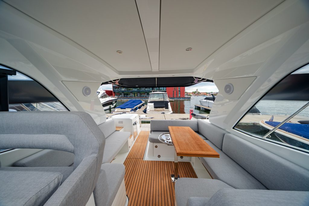 Zdjęcie łodzi motorowej Beneteau Gran Turismo 36 - PR Boats
