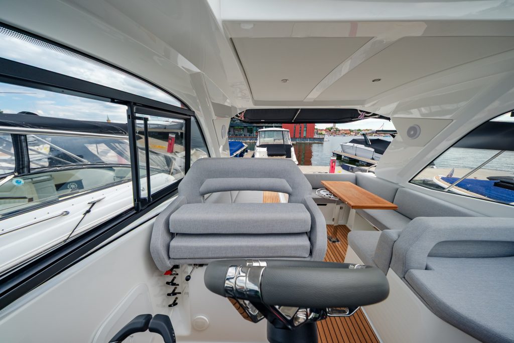 Zdjęcie łodzi motorowej Beneteau Gran Turismo 36 - PR Boats