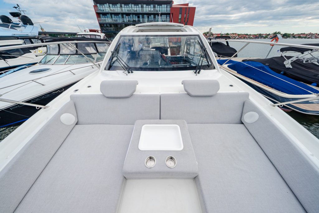 Zdjęcie łodzi motorowej Beneteau Gran Turismo 36 - PR Boats