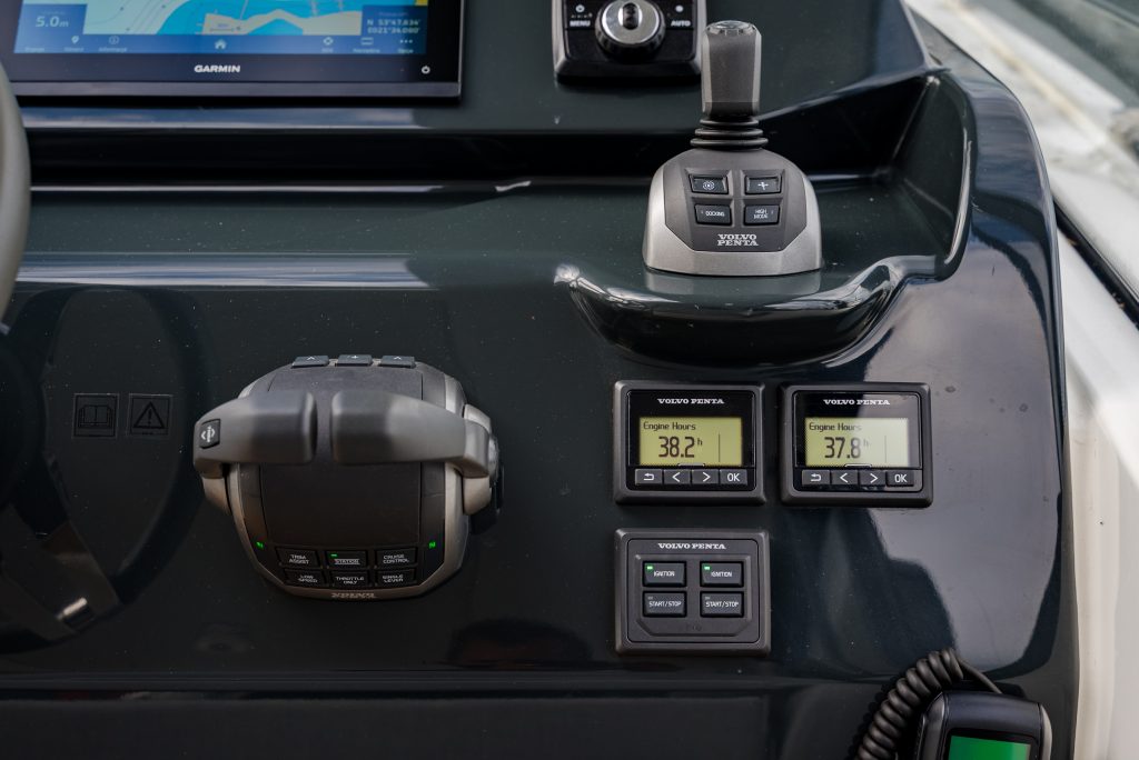 Zdjęcie łodzi motorowej Beneteau Gran Turismo 36 - PR Boats