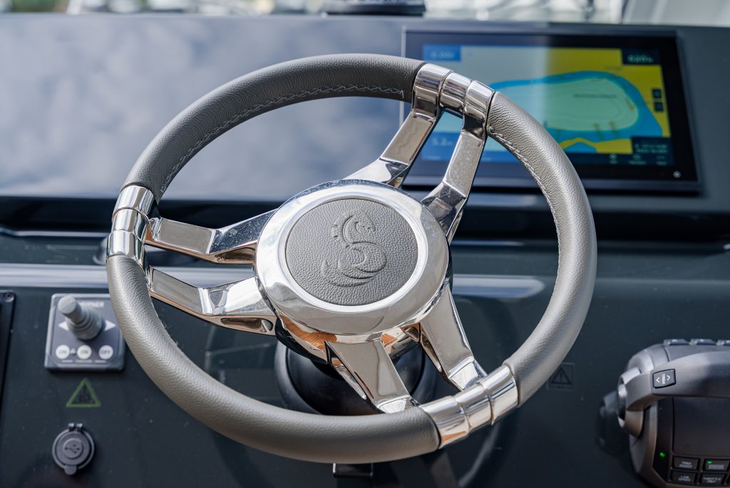 Zdjęcie łodzi motorowej Beneteau Gran Turismo 36 - PR Boats