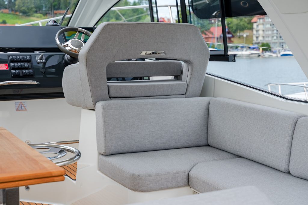 Zdjęcie łodzi motorowej Beneteau Gran Turismo 36 - PR Boats