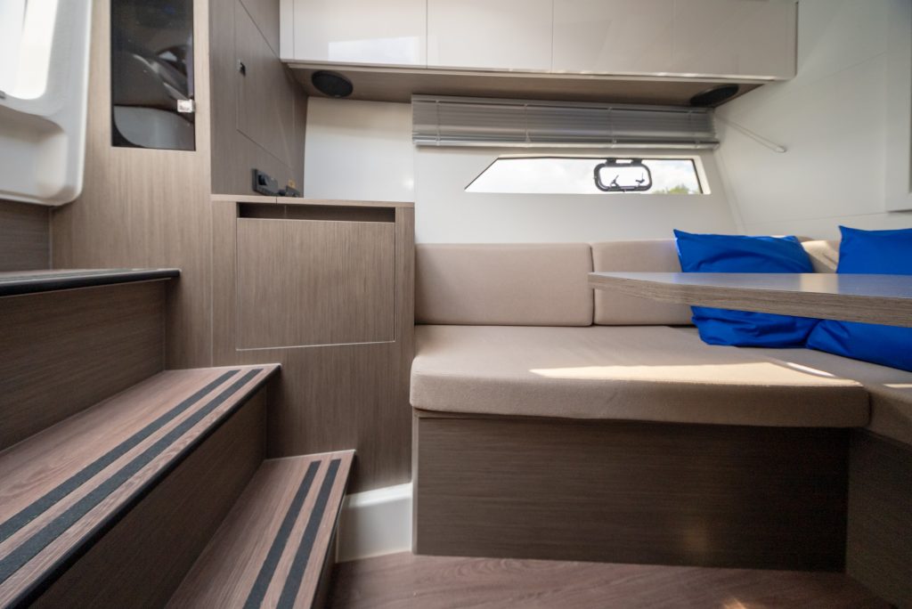 Zdjęcie łodzi motorowej Beneteau Gran Turismo 36 - PR Boats