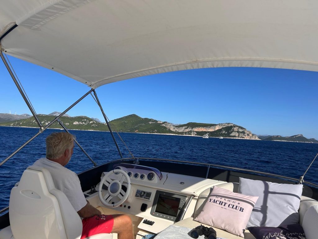 Zdjęcie łodzi motorowej Azimut 43 - PR Boats