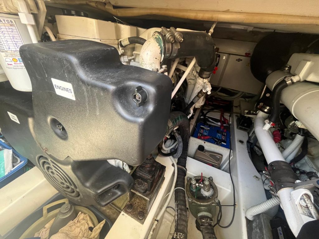 Zdjęcie łodzi motorowej Azimut 43 - PR Boats