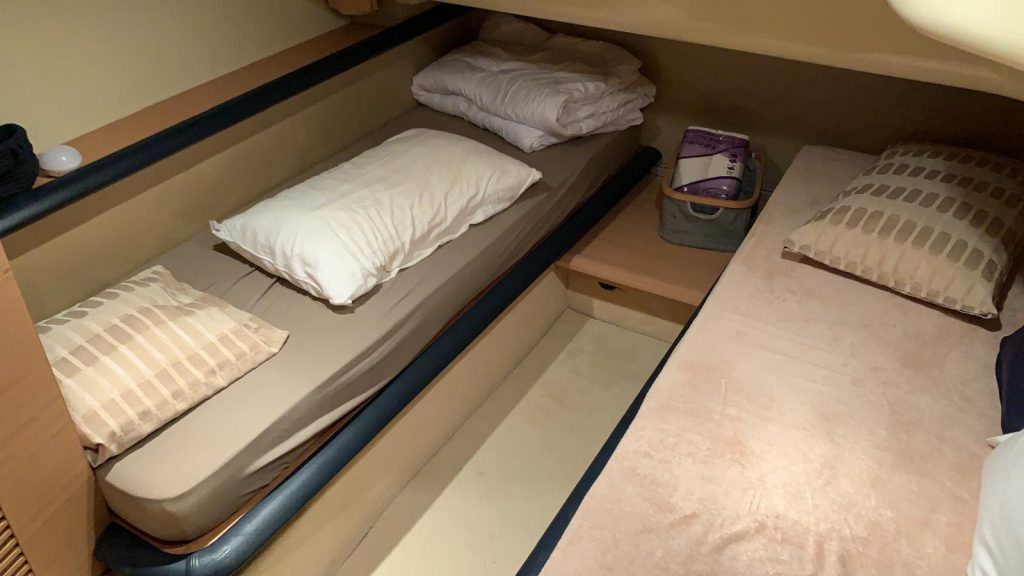 Zdjęcie łodzi motorowej Azimut 43 - PR Boats