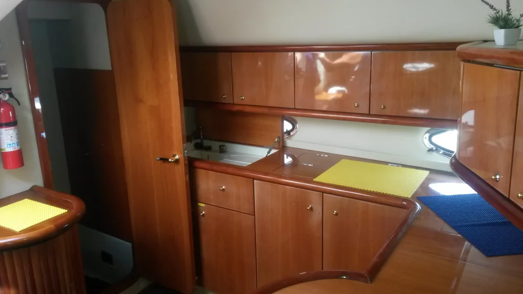 Zdjęcie łodzi motorowej Sunseeker Camarque 44 - PR Boats