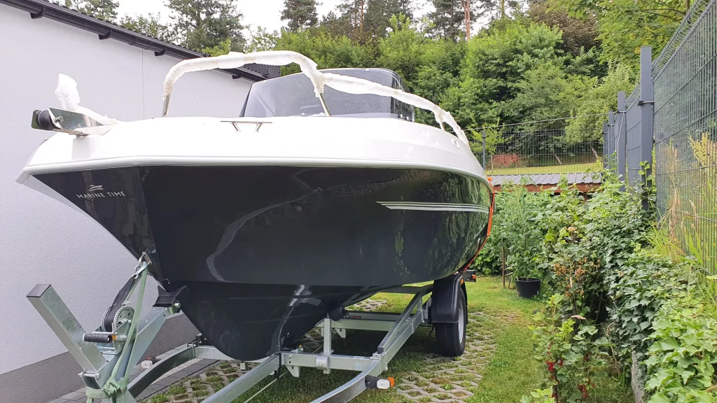 Zdjęcie łodzi motorowej Marine Time QX563 Sunny - PR Boats