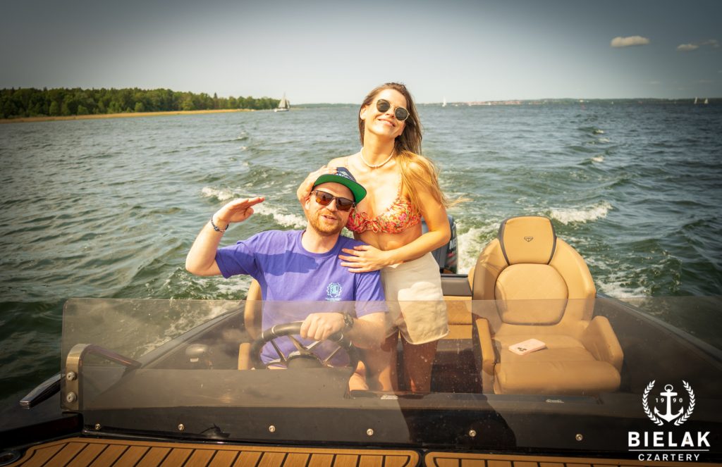 Zdjęcie łodzi motorowej D-Boat Diamond 550 - PR Boats