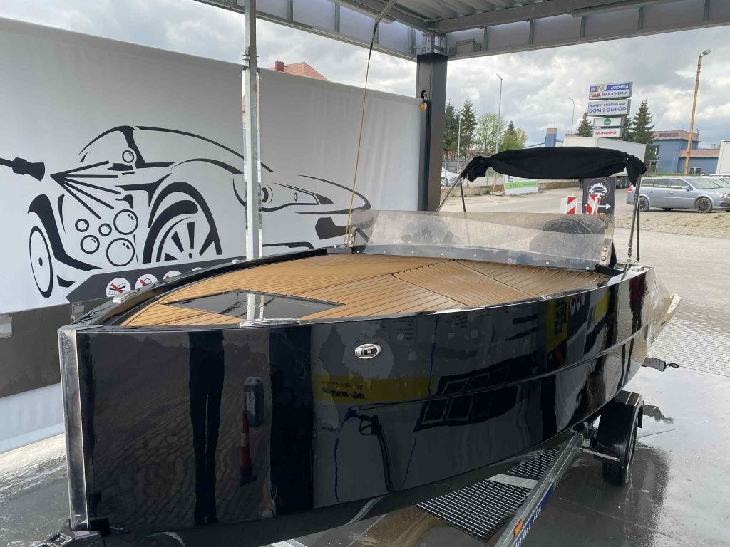 Zdjęcie łodzi motorowej D-Boat Diamond 550 - PR Boats