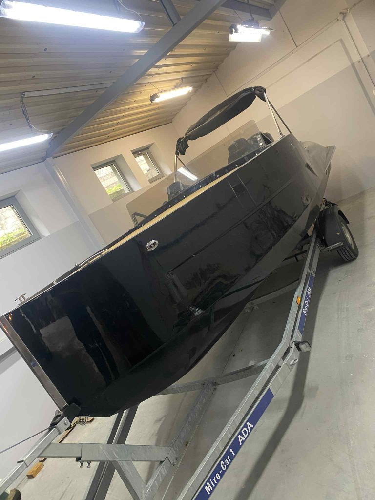 Zdjęcie łodzi motorowej D-Boat Diamond 550 - PR Boats