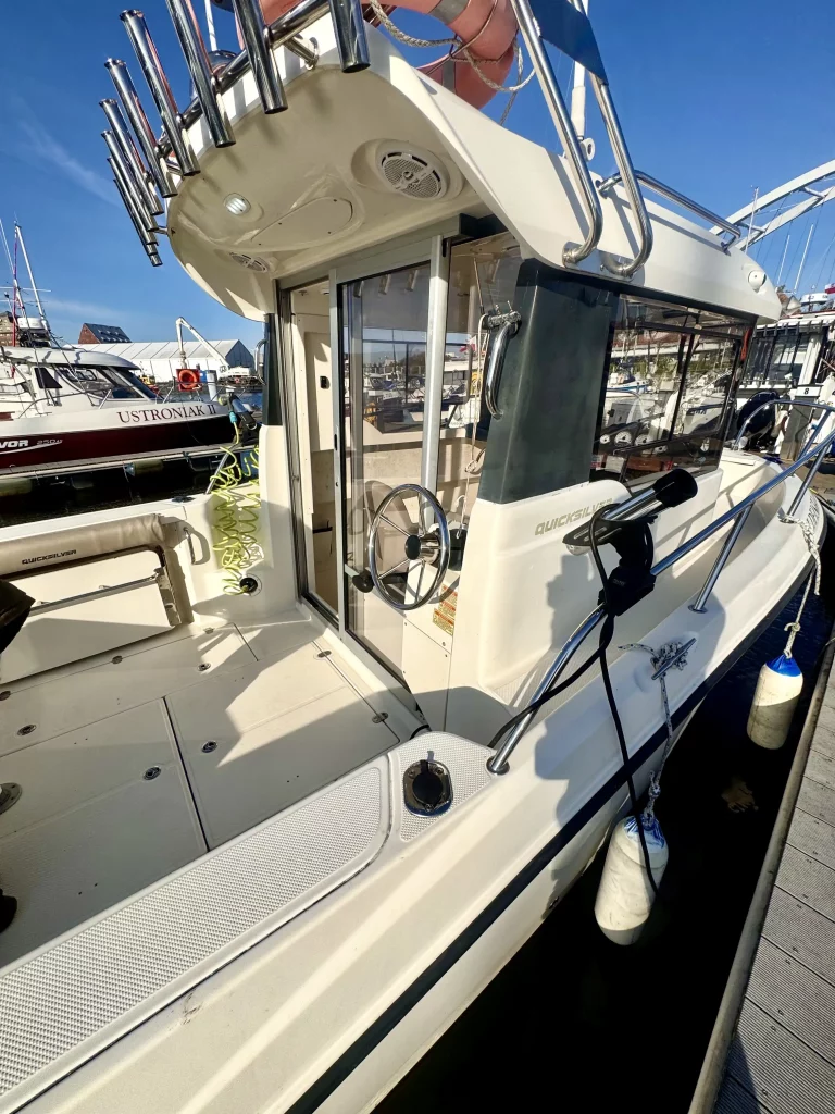 Zdjęcie łodzi motorowej Quicksilver 605 Pilothouse - PR Boats